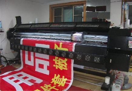  南漳喷绘广告分辨率是多少？